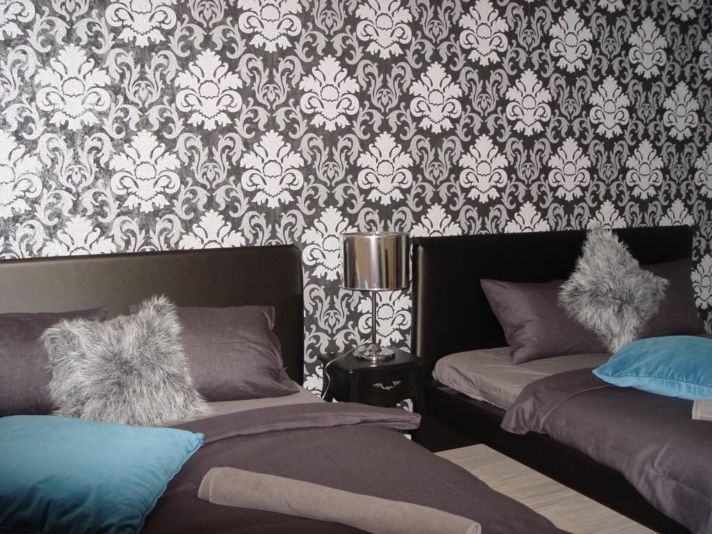 Top Wenceslas Square Apartment Praga Esterno foto