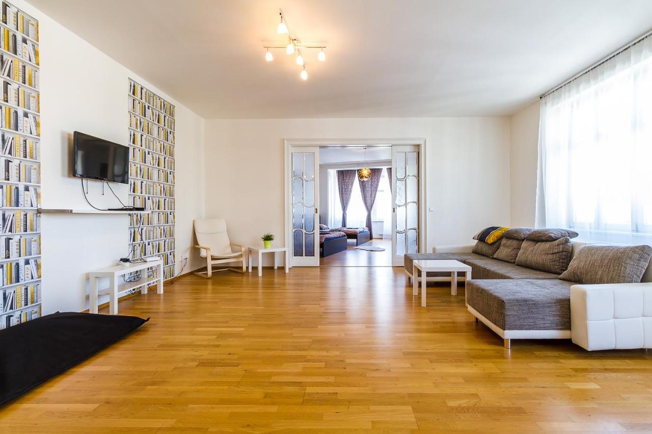 Top Wenceslas Square Apartment Praga Esterno foto